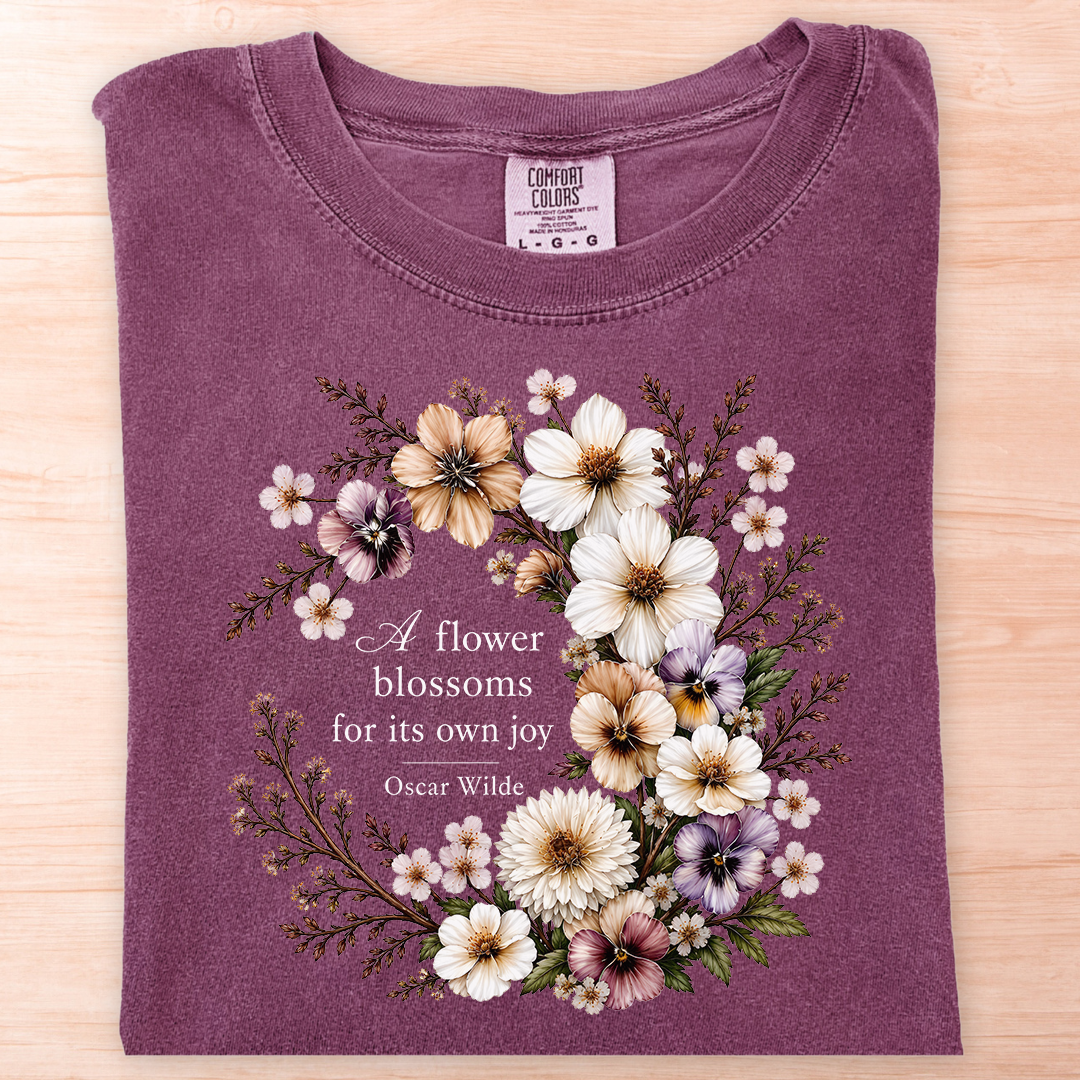 Wilde Flower Blossoms T-Shirt