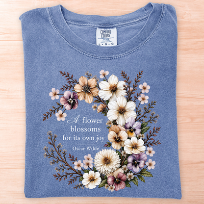 Wilde Flower Blossoms T-Shirt