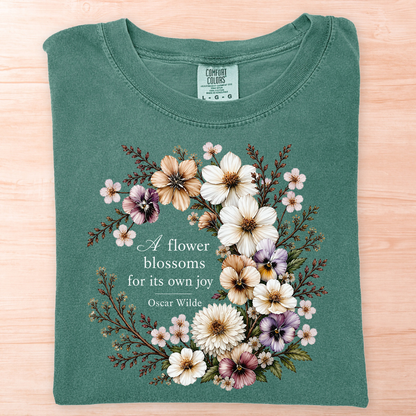 Wilde Flower Blossoms T-Shirt